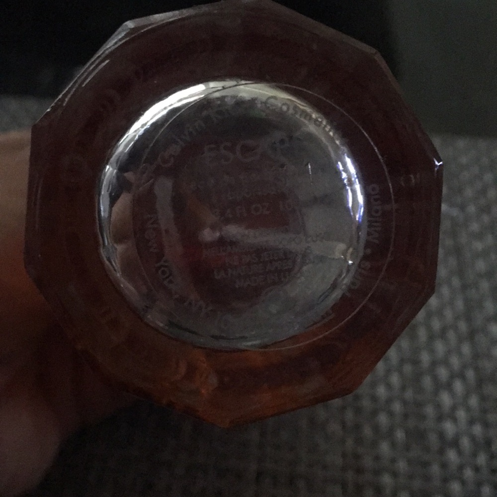 Escape perfume - Picture 3 of 4